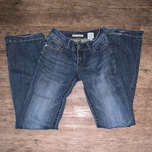 Stetson jeans. Size 2 long. In great condition.